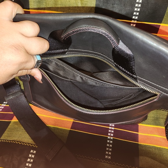 Coach Black Leather Messenger Bag For Men - Picture 7 of 7